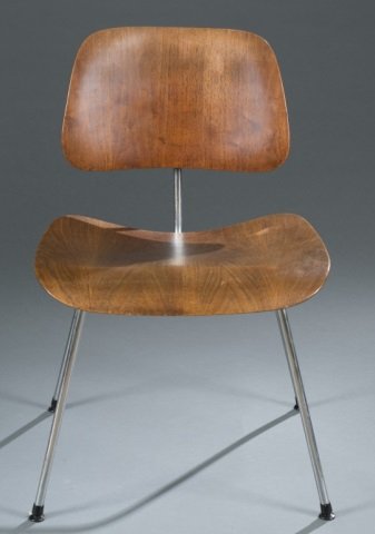 Eames DCM chair for Herman Miller. (1 of 6)