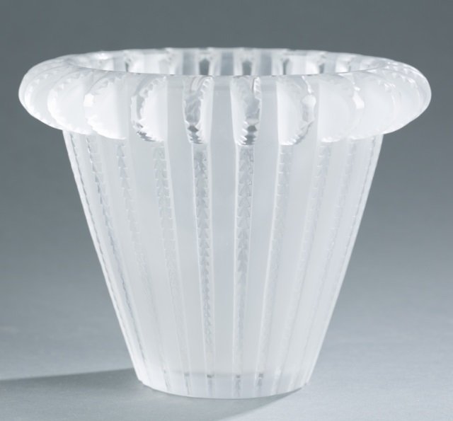 Lalique frosted Royat vase, 20th century. (1 of 6)