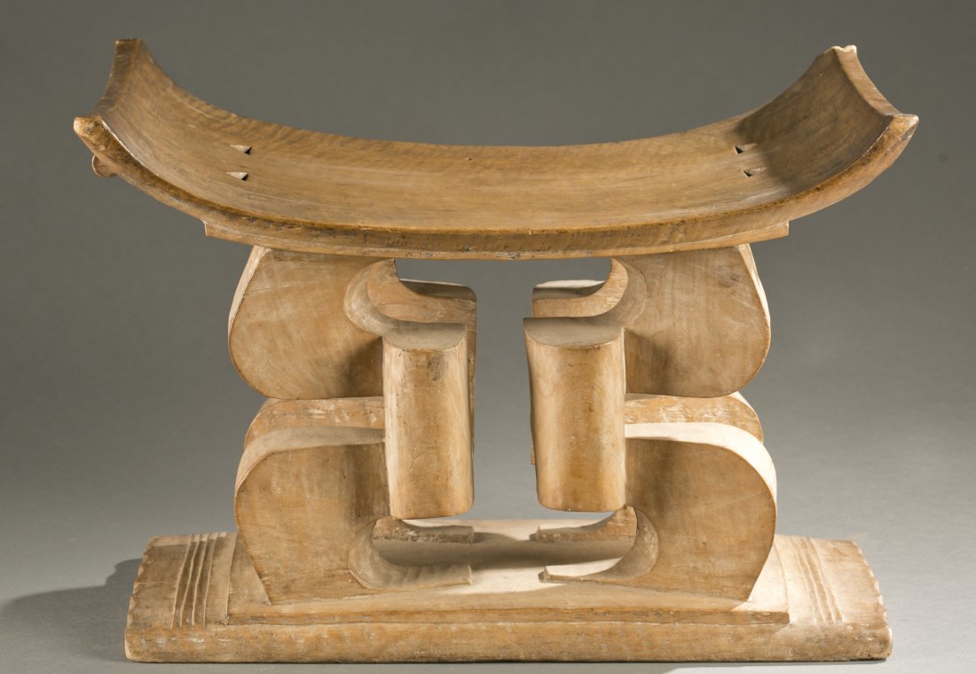 Ghanese stool, 20th century. (1 of 7)
