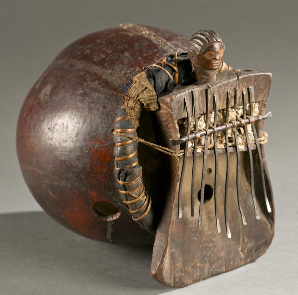 Chokwe complex thumb piano. (1 of 4)