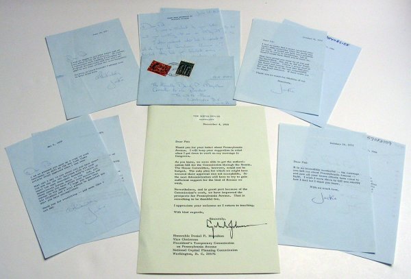 Jackie Onassis, Pres. Johnson, 9 Letters, signed