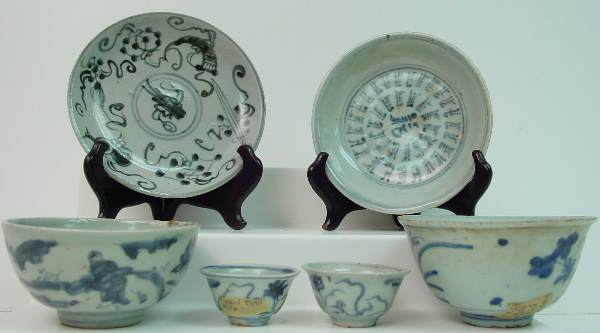Southeast Asian Ming Qing Blue and White Ceramics