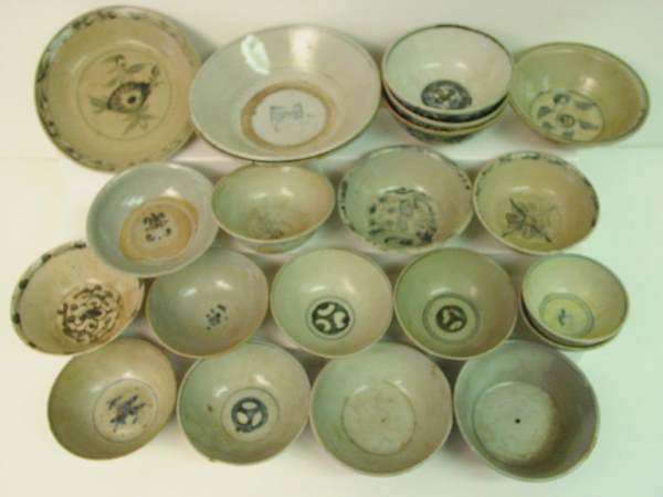 Vietnamese Annamese Ming Blue and White Bowls. - 2