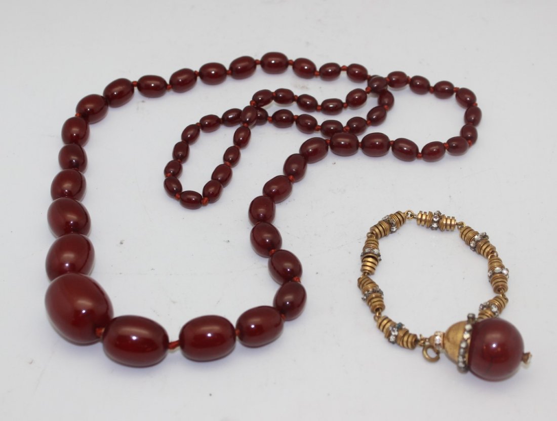 AMBER ? NECKLACE AND BRACELET (1 of 2)