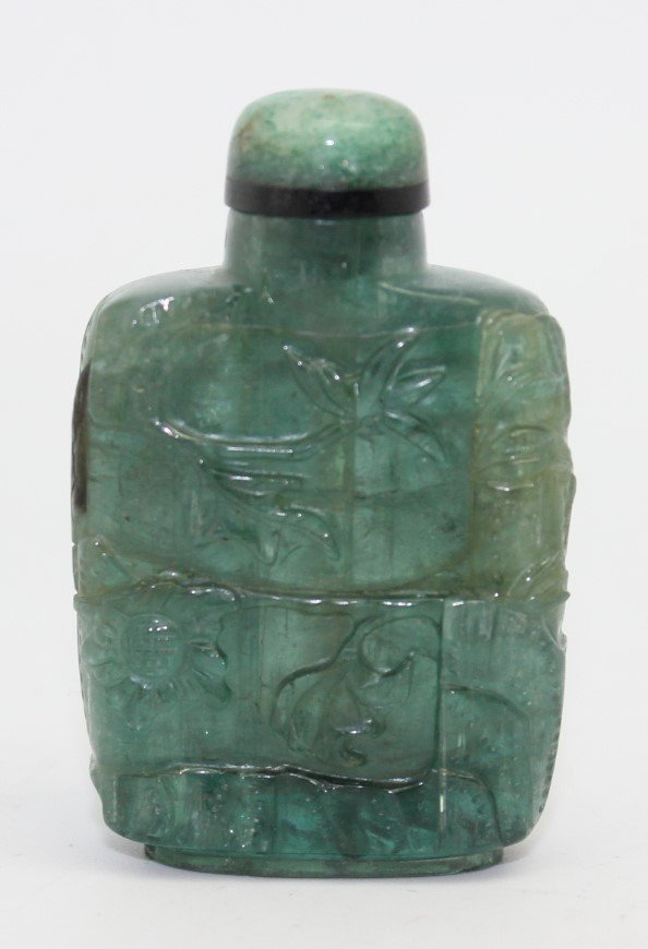 GREEN TOURMALINE SNUFF BOTTLE (1 of 2)
