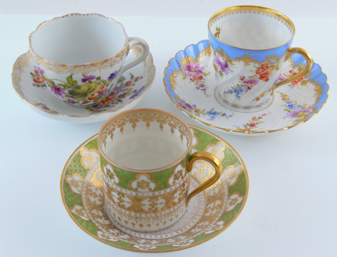 kleines Konvolut hochwertiger Sammeltassen, dabei D: kleines Konvolut hochwertiger Sammeltassen, dabei Dresden etc.