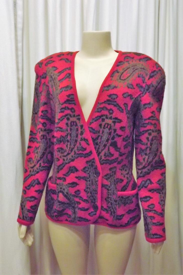 Escada Sweater, Euro Size 38, 85% wool, 7% cashmere, 8%: Escada Sweater, Euro Size 38, 85% wool, 7% cashmere, 8% nylon