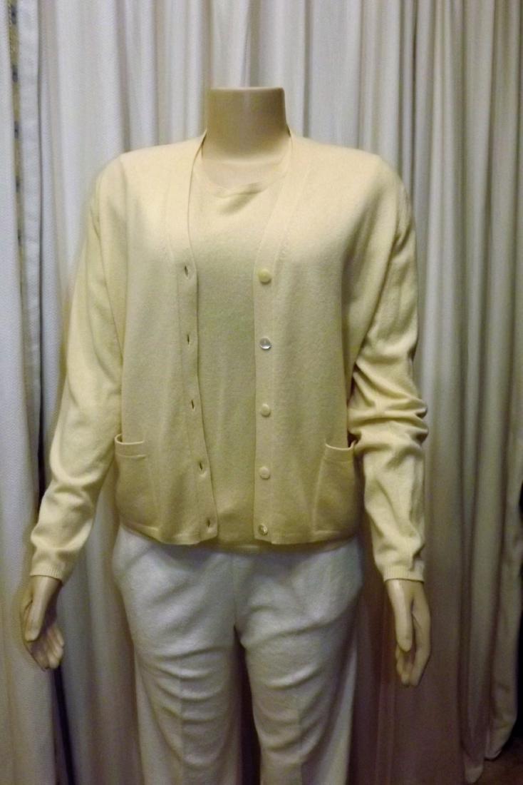 Neiman Marcus Cashmere Pale Yellow Tshirt Sweater Set,: Neiman Marcus Cashmere Pale Yellow Tshirt Sweater Set, Size Medium
