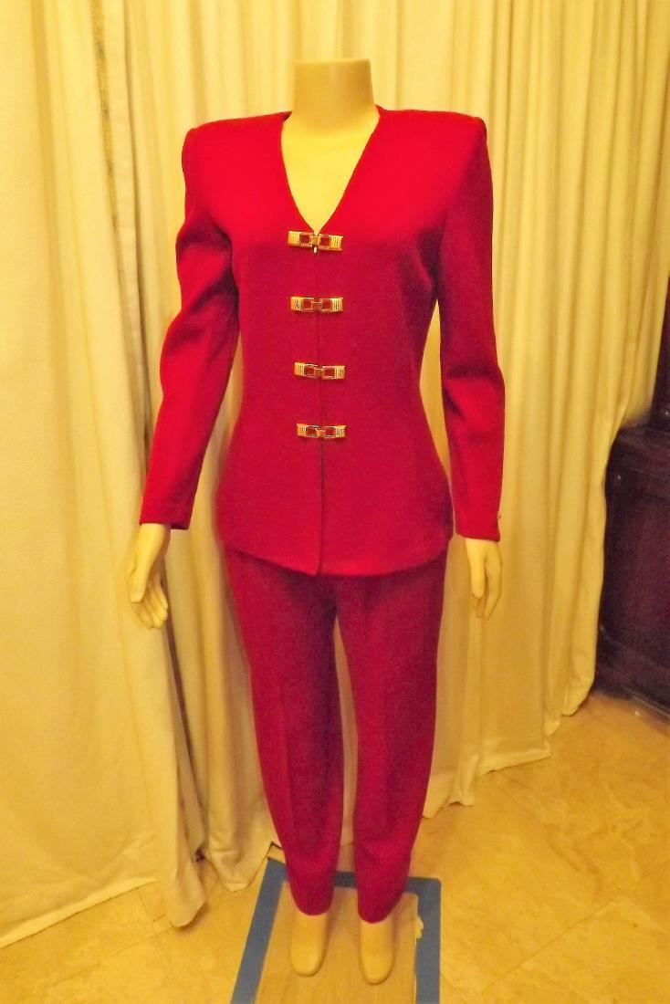 St. John Maroon Sweater Pants Set, Size 8 (1 of 2)