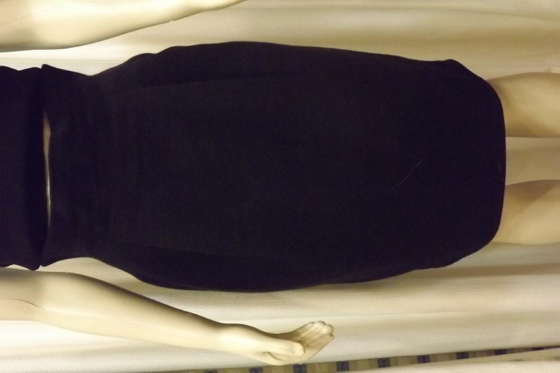 Mr. Beene Black Wool Pencil Skirt, size 8 (1 of 2)