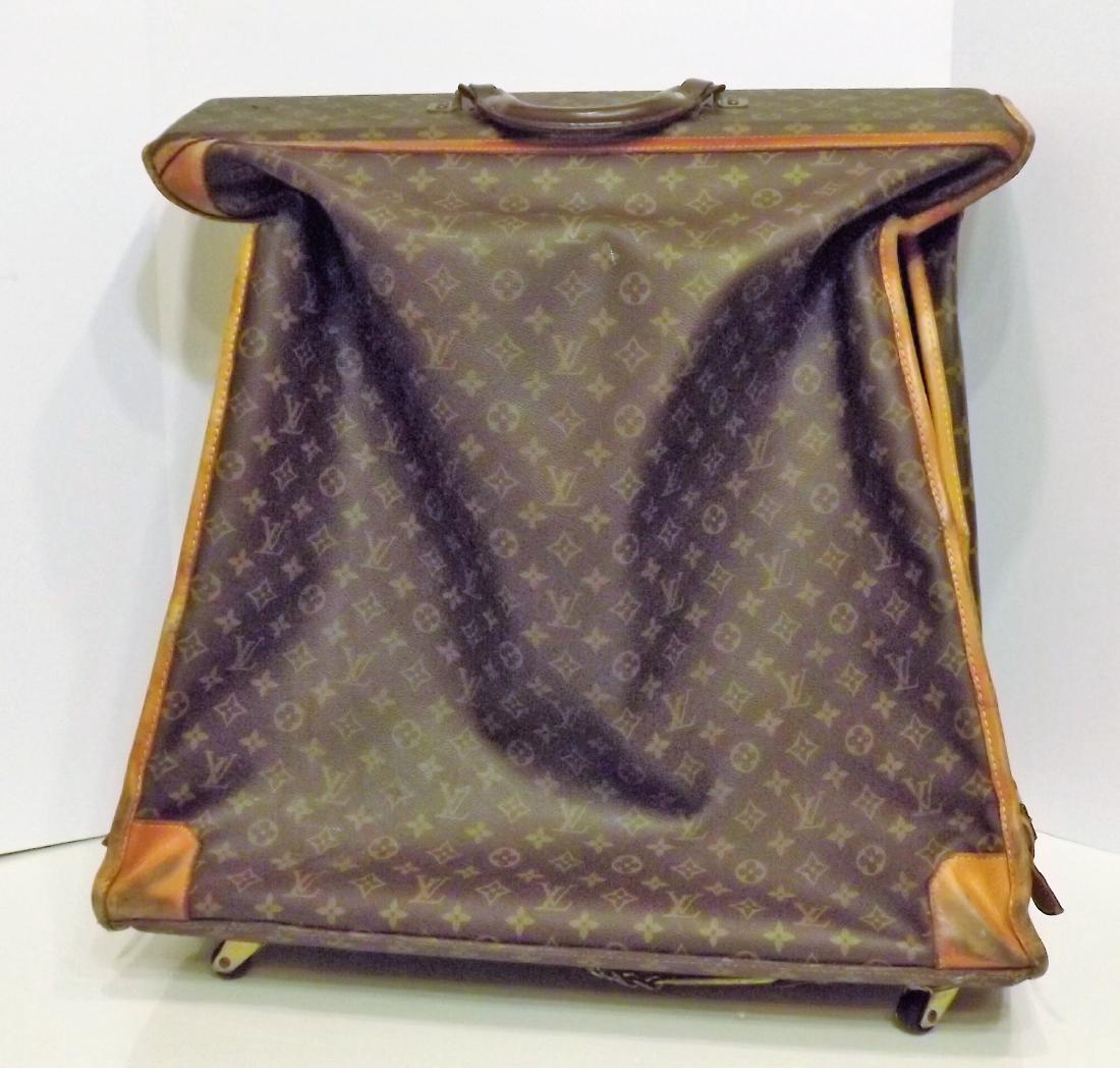 Louis Vuitton Extra Large Garment Carrier, Soft Shell (1 of 5)