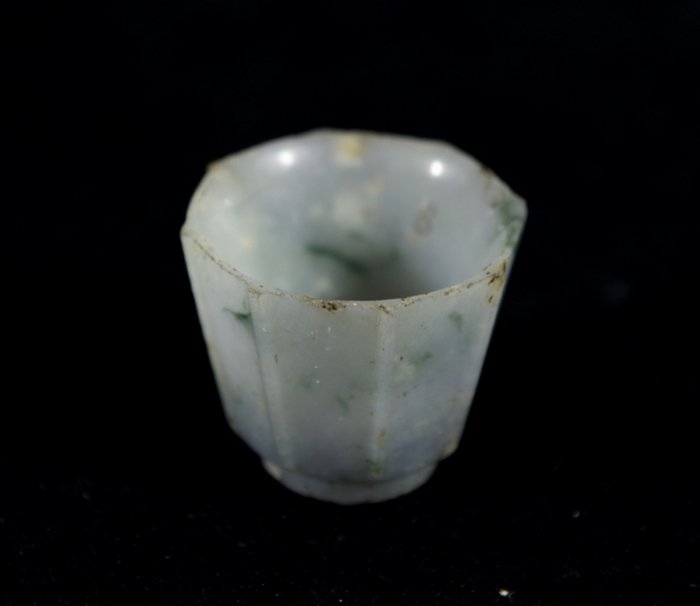 MinGuo Carved Green Jade Octagonal Cup: MinGuo Carved Green Jade Octagonal Cup / 民国青玉雕八方小杯 Small Chips on rim / 口沿有多处small chips. H: 3.5cm; D:
