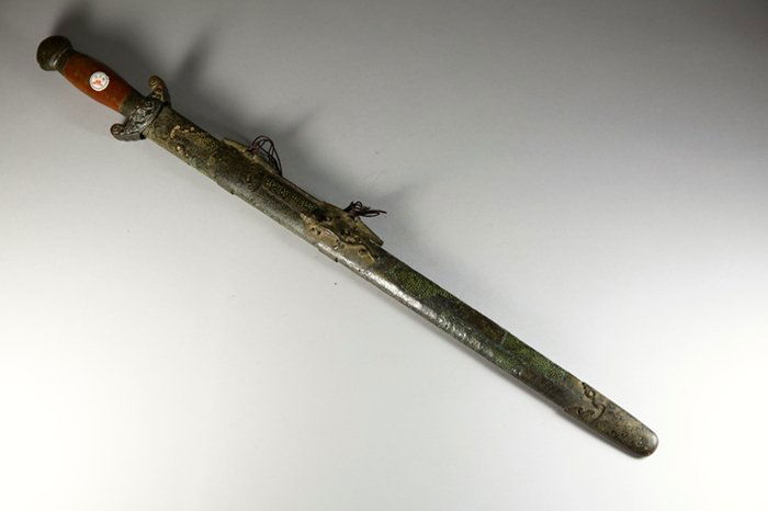 Old Sword With Lion Pattern On Handle And Shark Skin: Old Sword With Lion Pattern On Handle And Shark Skin Shealth古剑，把饰狮纹， 带鲨鱼皮古鞘 L: 76cm.
