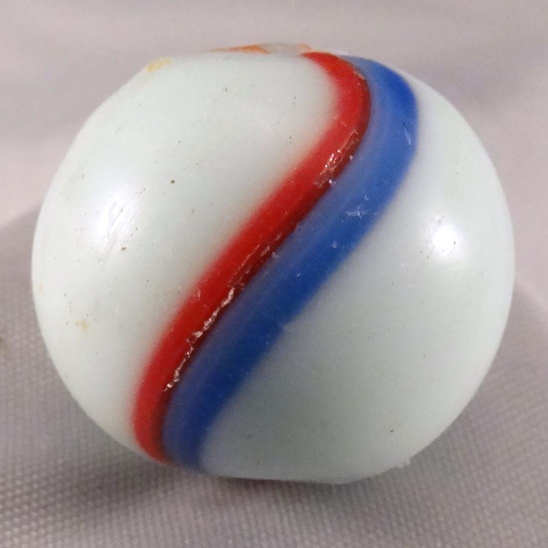 .BANDED OPAQUE. M 9.7. 11/16". (1 of 4)