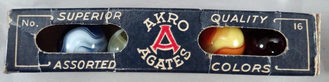. AKRO AGATE COMPANY, Original package. (1 of 1)