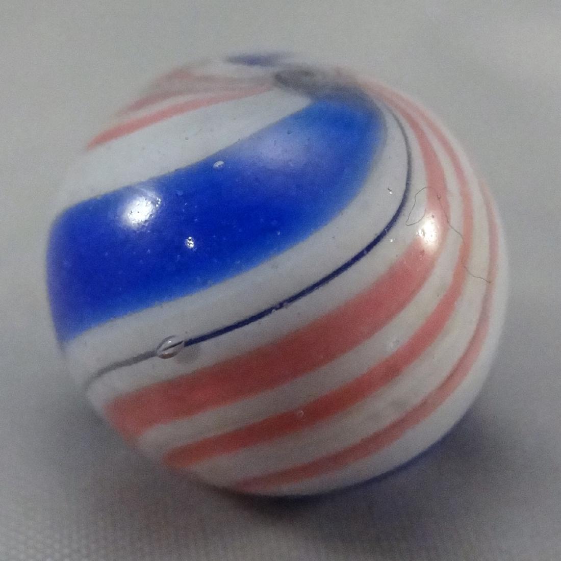 . SWIRL, Peppermint. 11/16". 9.0 (1 of 4)