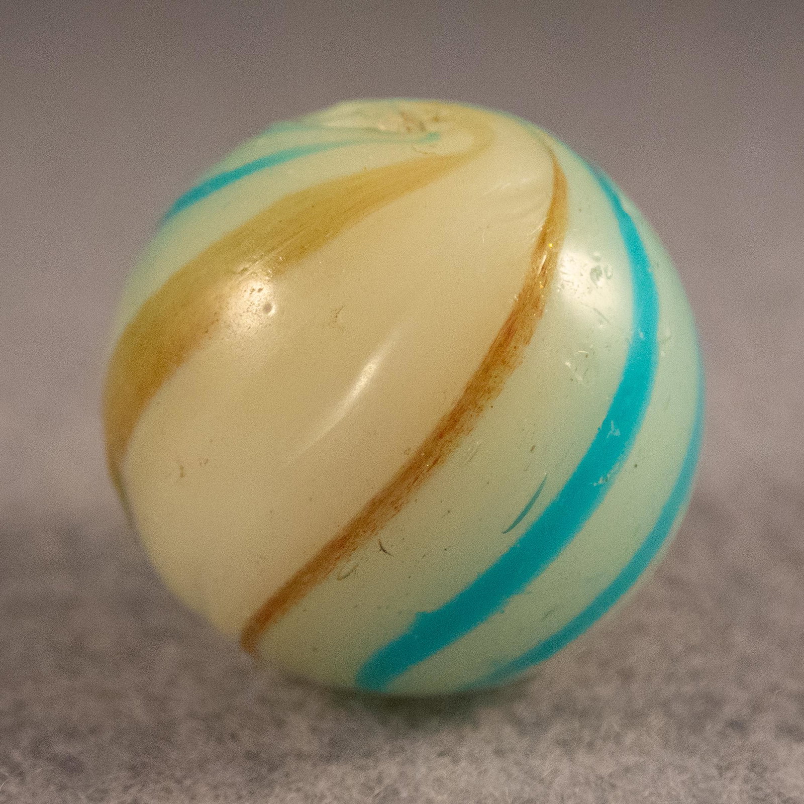 Marbles. LUTZ, Opaque Banded. 25/32". Near Mint (8.5) (1 of 6)