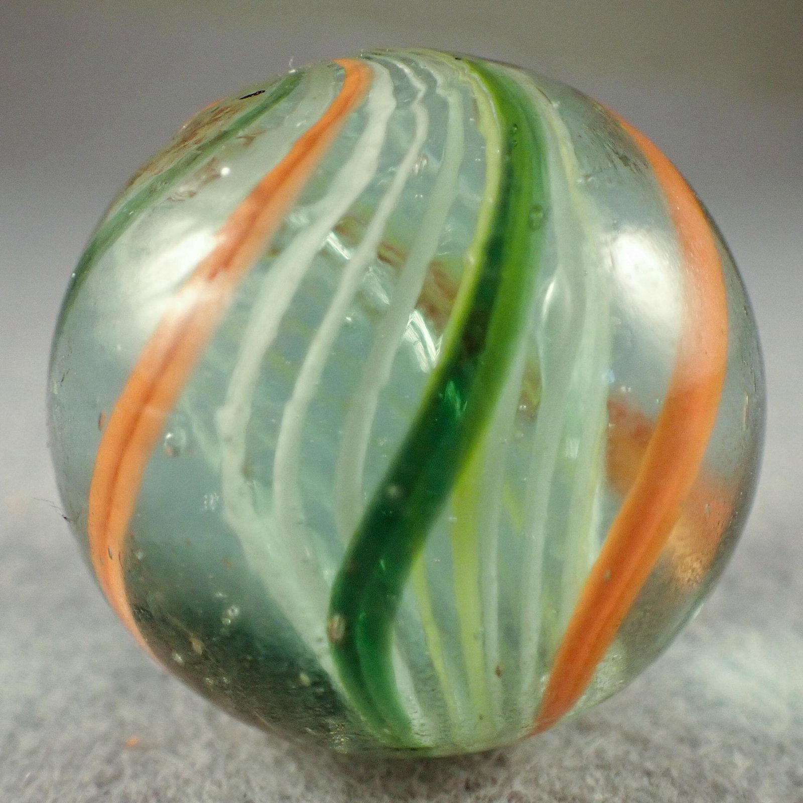 Marbles. SWIRL, Latticinio Core. 1-5/16". Mint(-) (9.1) (1 of 5)