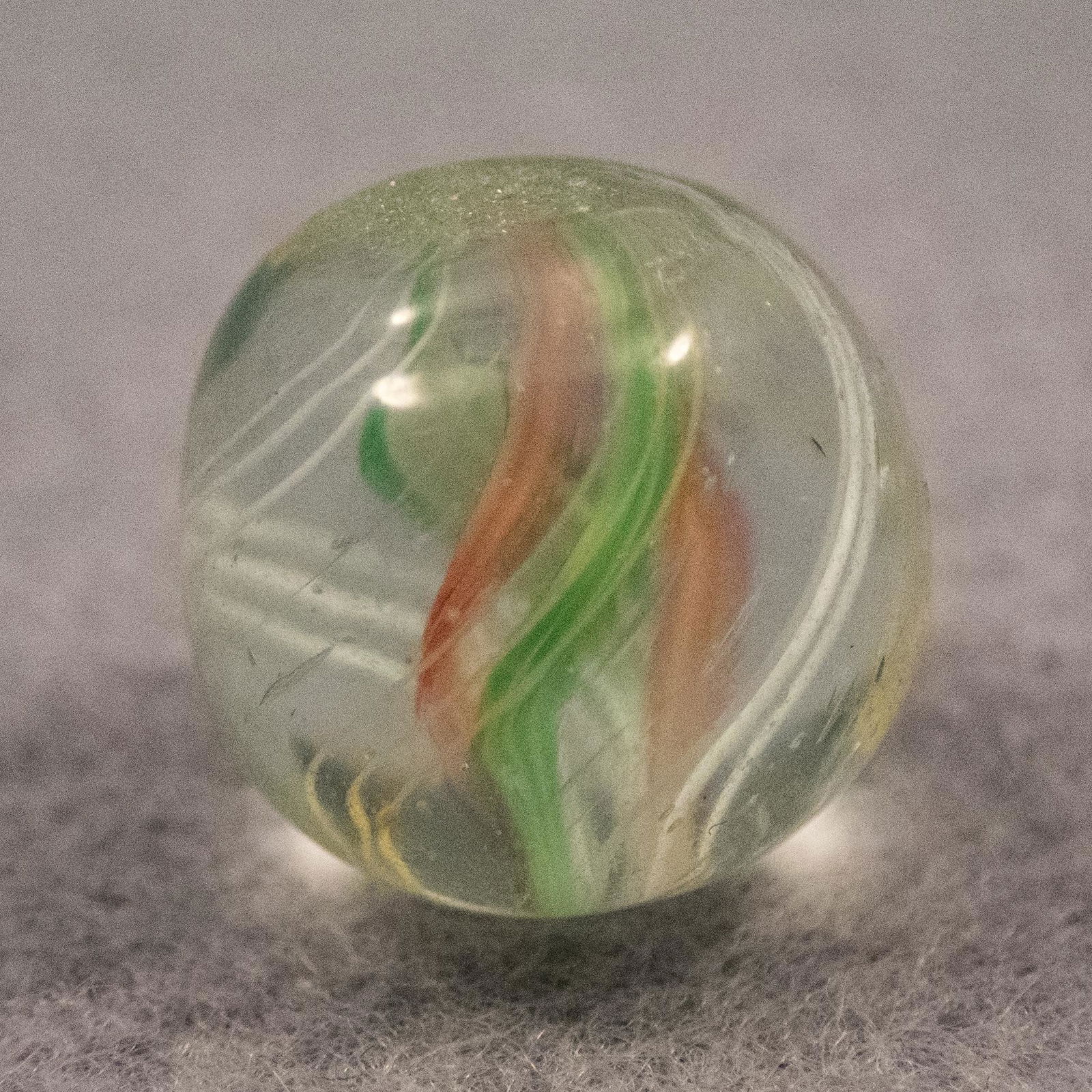 Marbles: SWIRL, Divided Core. 17/32". Mint (9.9). (1 of 6)