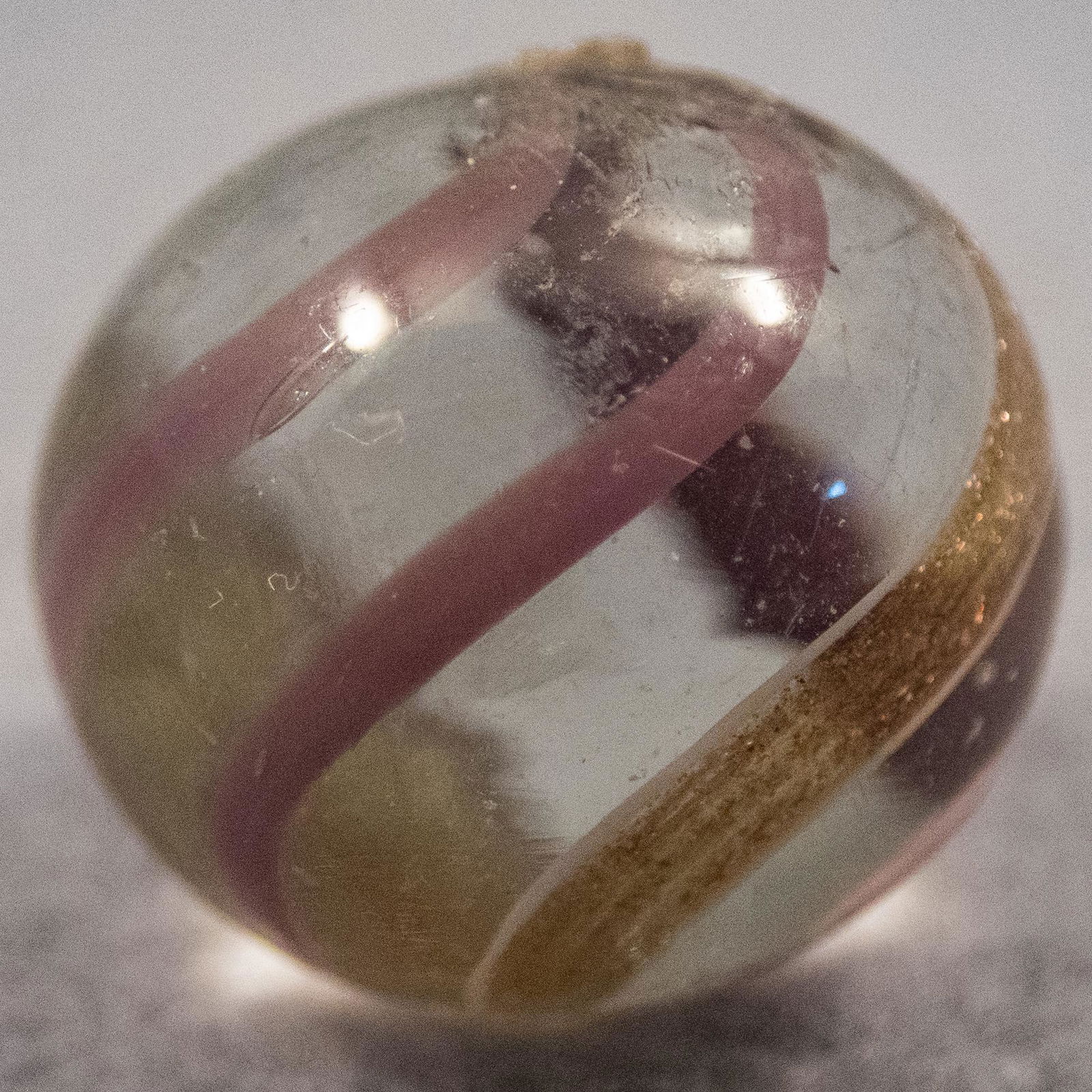 Marbles: LUTZ, Banded. 3/4". Mint (9.6). (1 of 6)