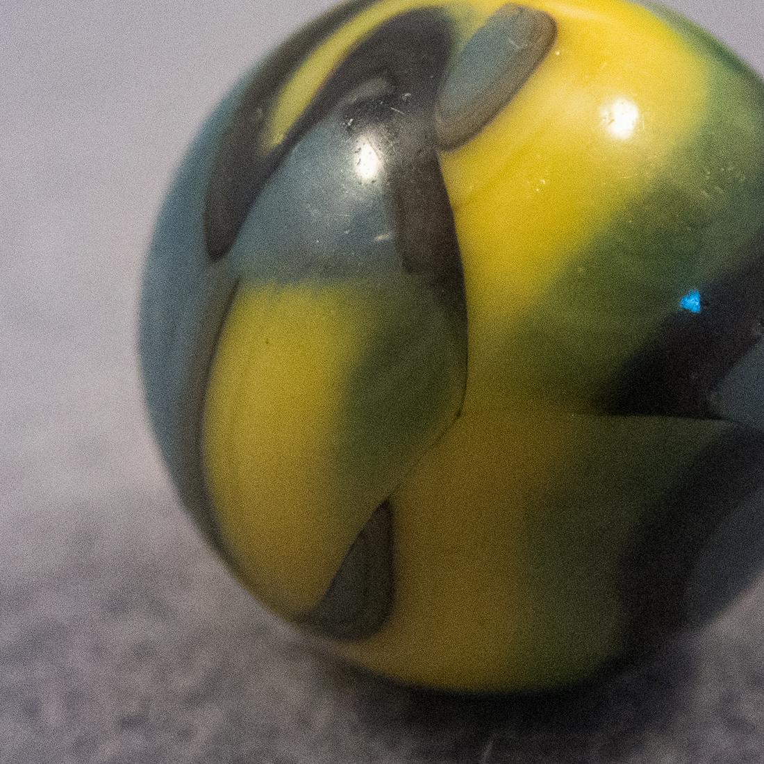 Marbles: CHRISTENSEN AGATE COMPANY, Swirl. 5/8". Near Mint(+) (8.9). (1 of 6)