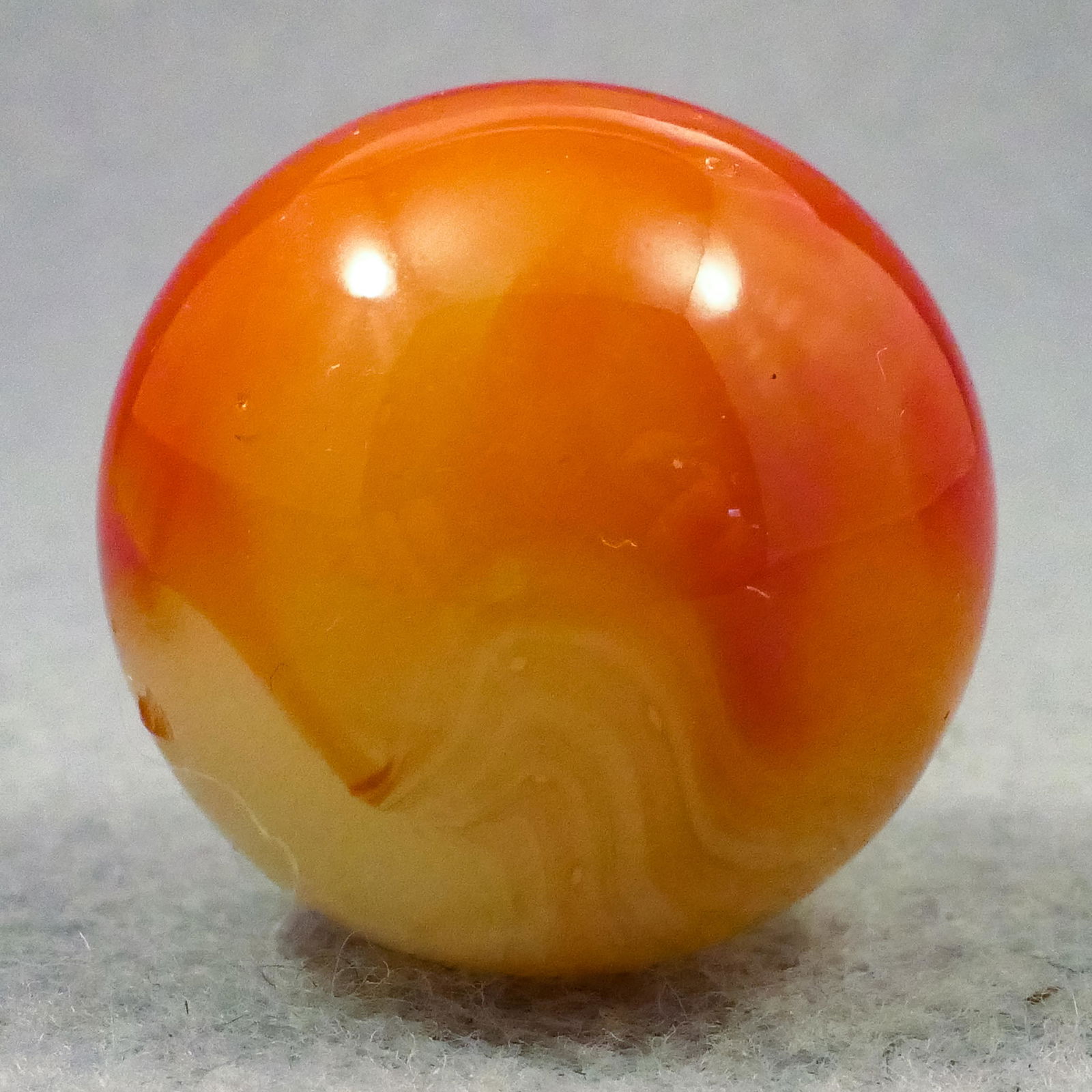 Marbles: AKRO AGATE COMPANY, Ade. 31/32". Mint (9.9). (1 of 7)