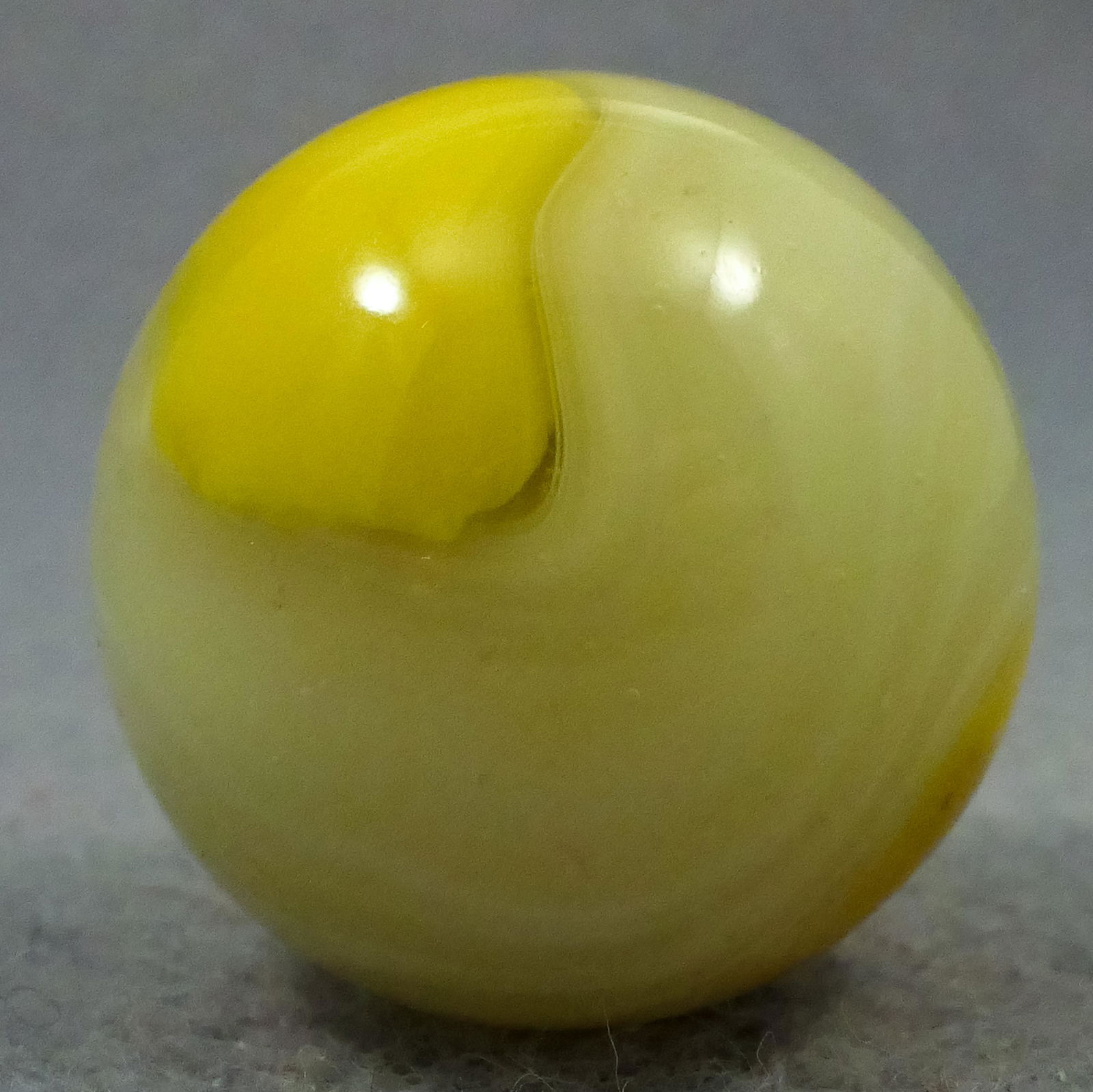 Marbles: AKRO AGATE COMPANY, Lemonade. 1". Mint (9.7). (1 of 7)