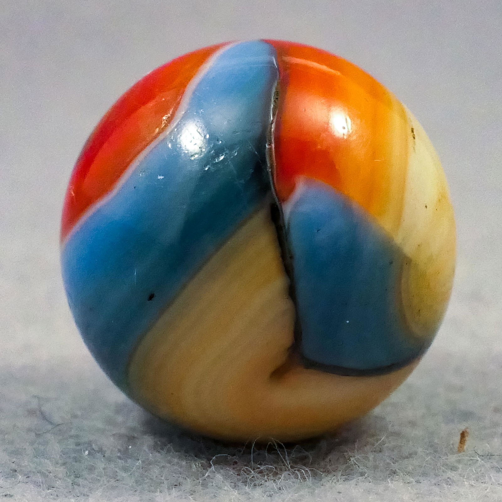 Marbles: AKRO AGATE COMPANY, Corkscrew. 3/4". Mint (9.8). (1 of 6)