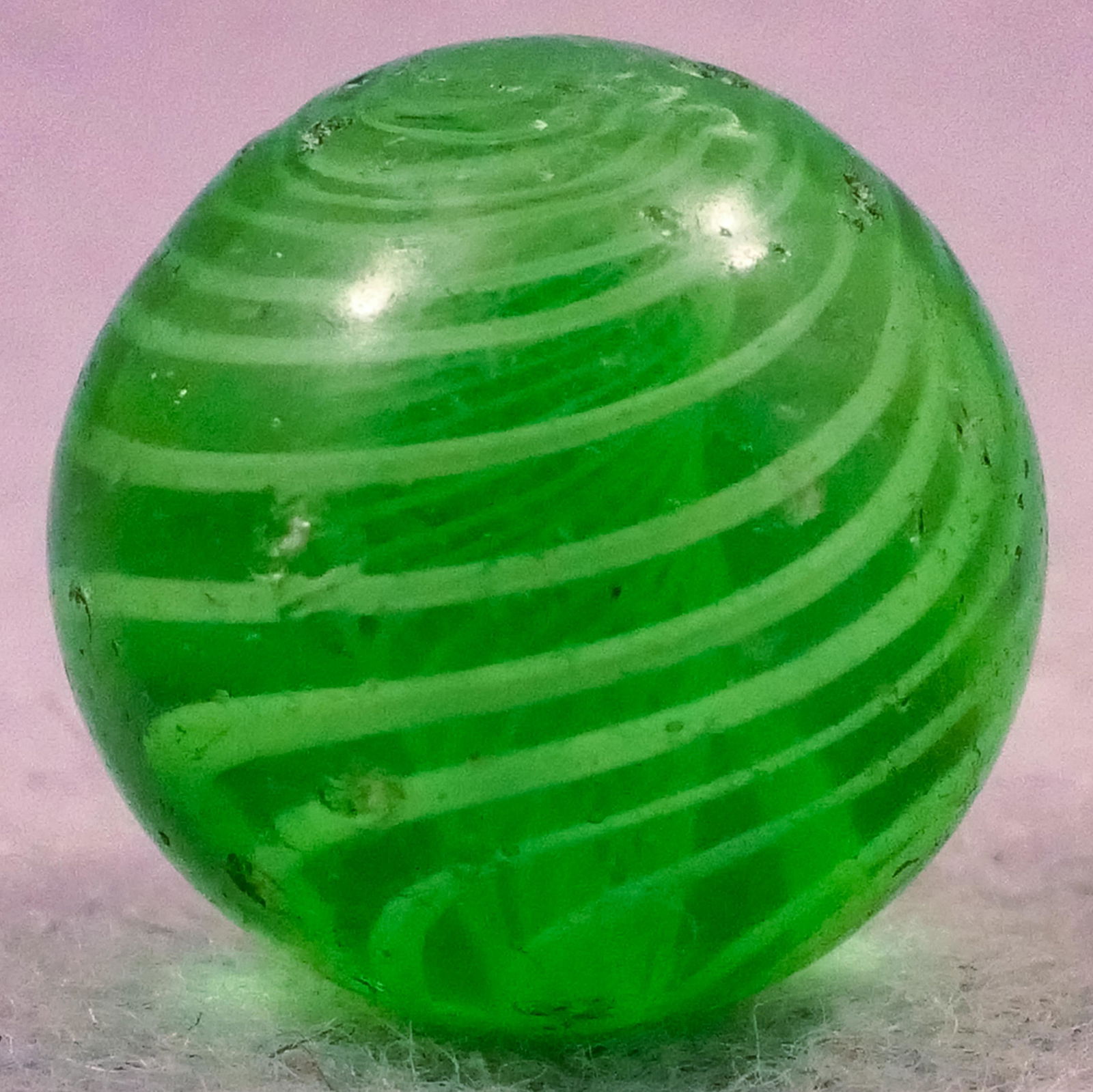 Marbles: SWIRL, Latticinio Core. 11/16". Near Mint(-) (8.1). (1 of 7)