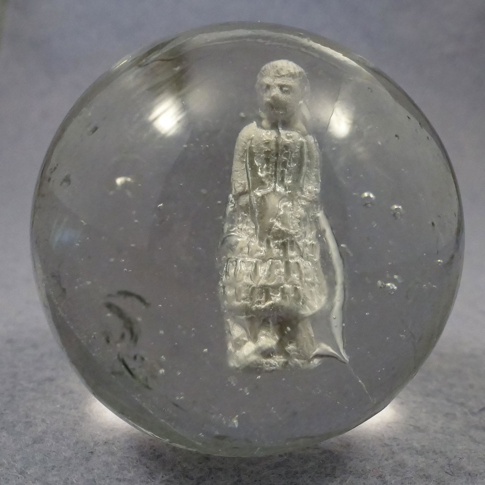 Marbles: SULPHIDE. Kate Greenaway. 1-11/16". Near Mint (8.6). (1 of 6)