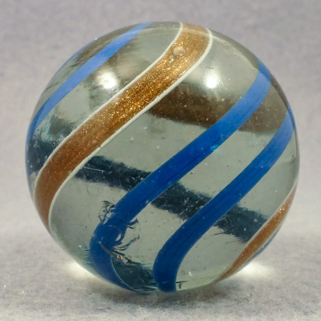 Marbles: Lutz, Banded. 1-11/16". Near Mint (8.5). (1 of 6)