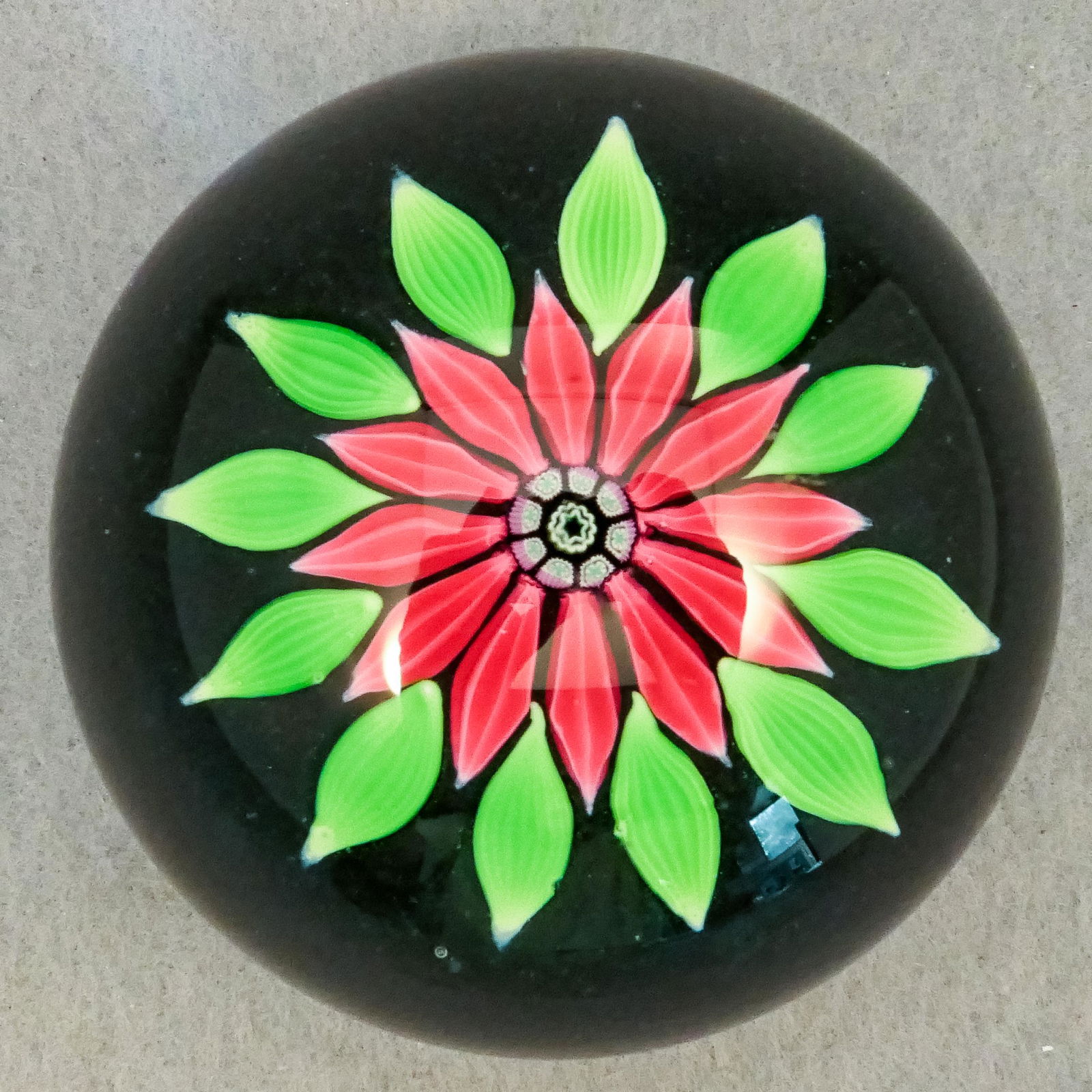 PAPERWEIGHT, Perthshire. Mint. PP54. (1 of 9)