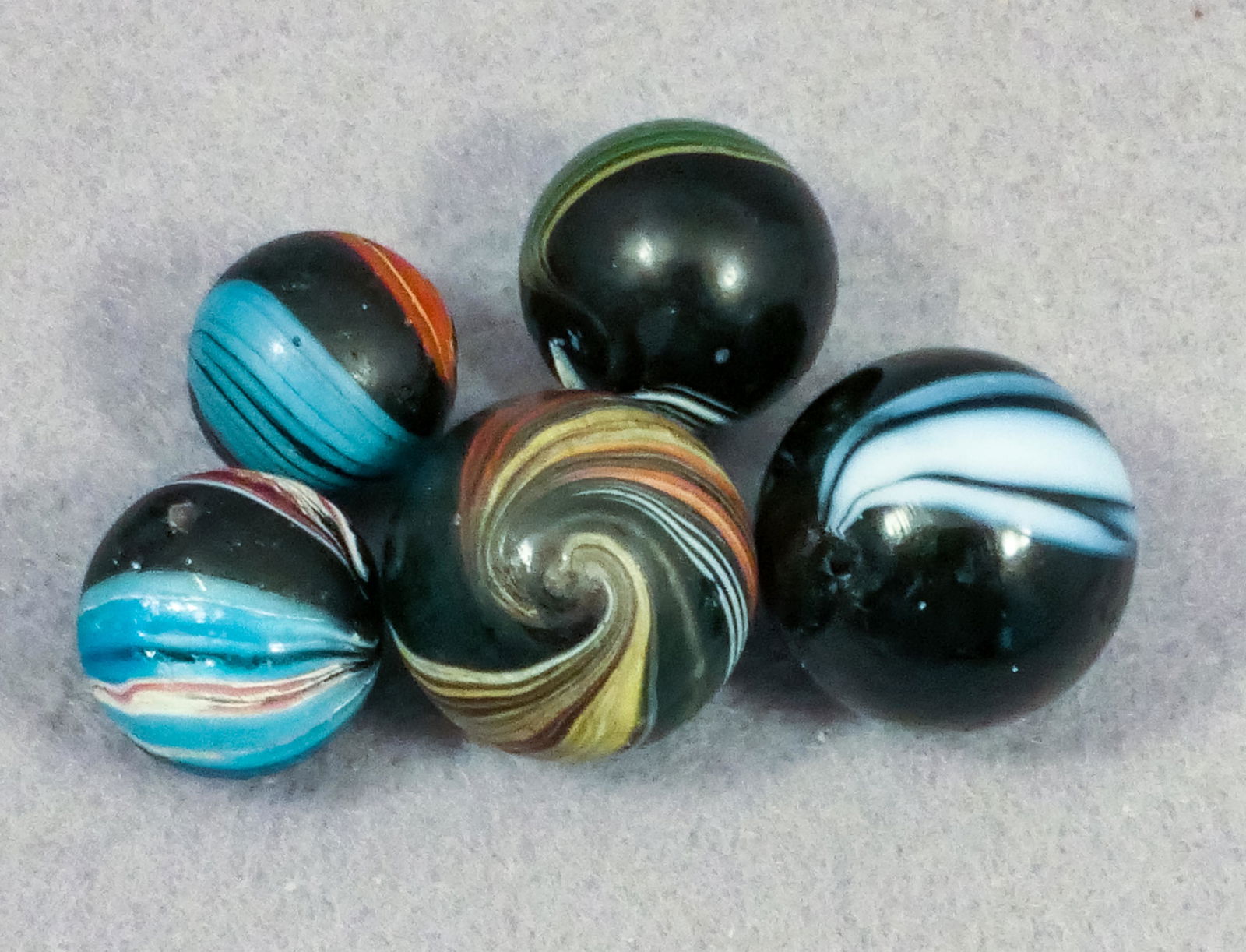 Marbles: OTHER HANDMADE, Indian. 5 marbles. (1 of 2)