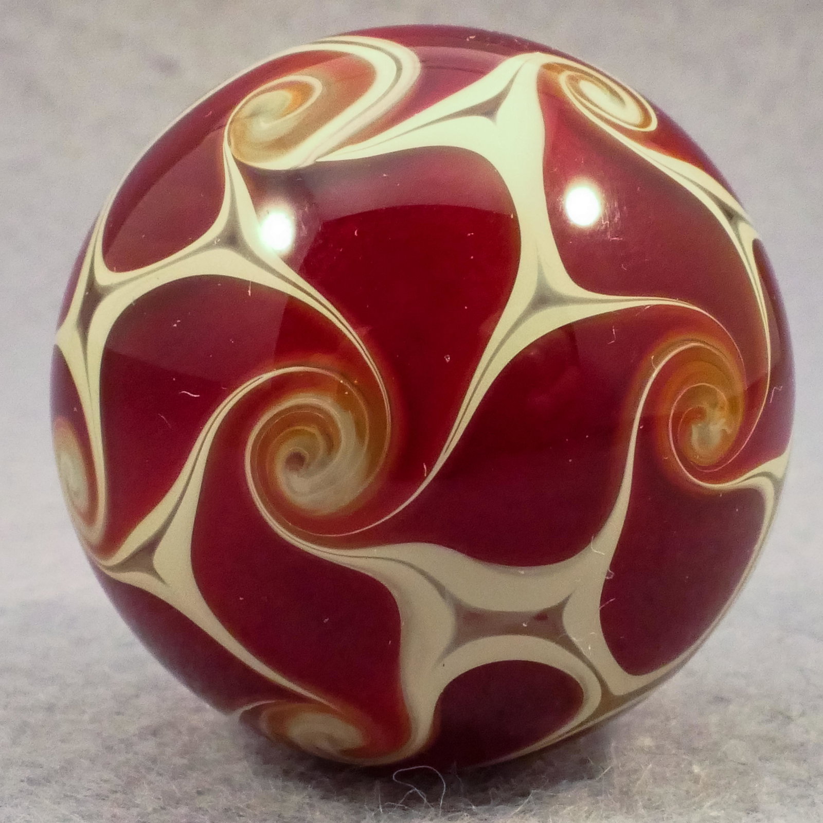 Marbles: CONTEMPORARY HANDMADE, Doug Ferguson. Whorl. 1-3/16". Mint (9.9).: CONTEMPORARY HANDMADE, Doug Ferguson. Whorl pattern. Signed "DMF 2008". Provenance: ex-collection Catherine Kortvely 1-3/16". Mint (9.9).