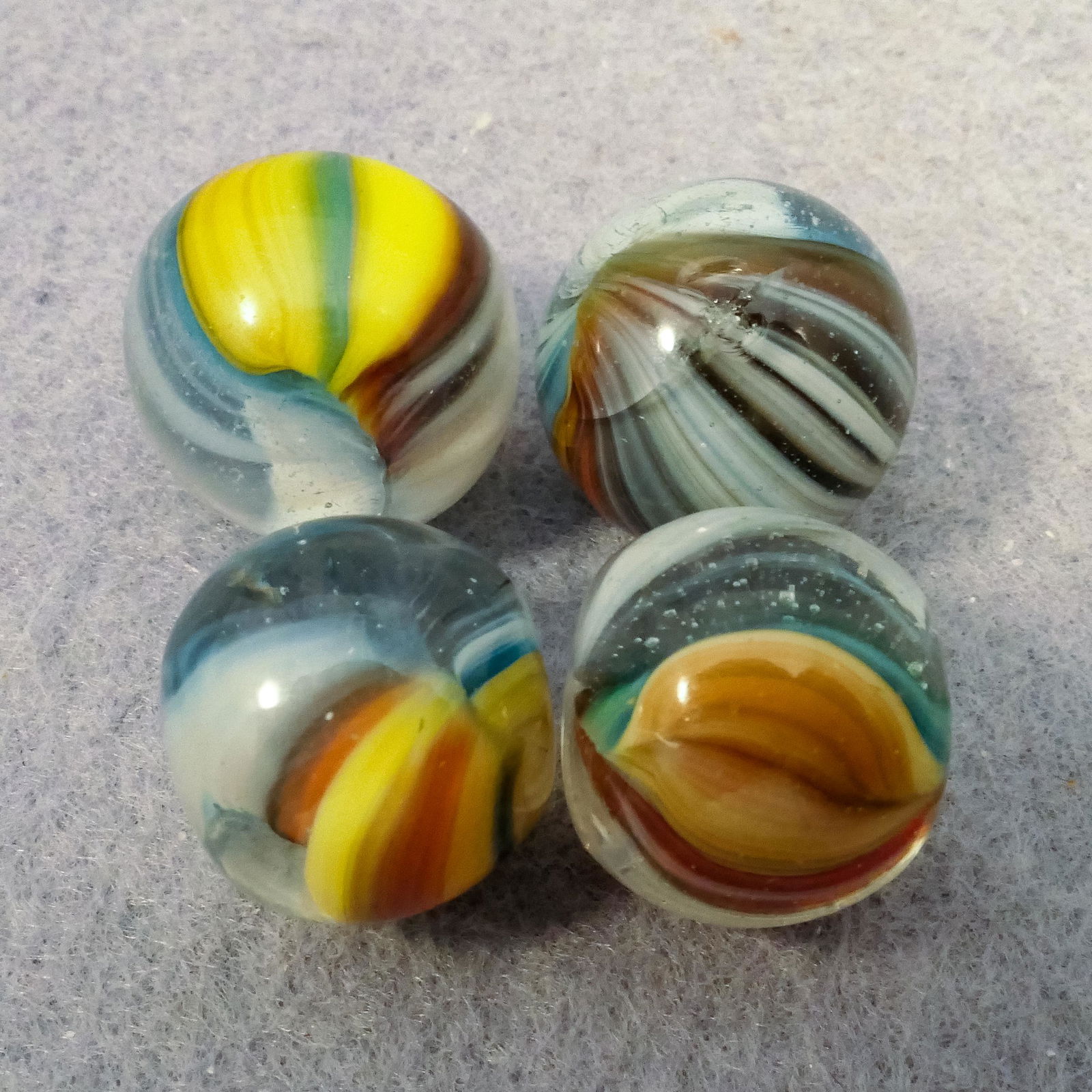 Marbles: AKRO AGATE COMPANY, Sparkler. 4 marbles. (1 of 4)