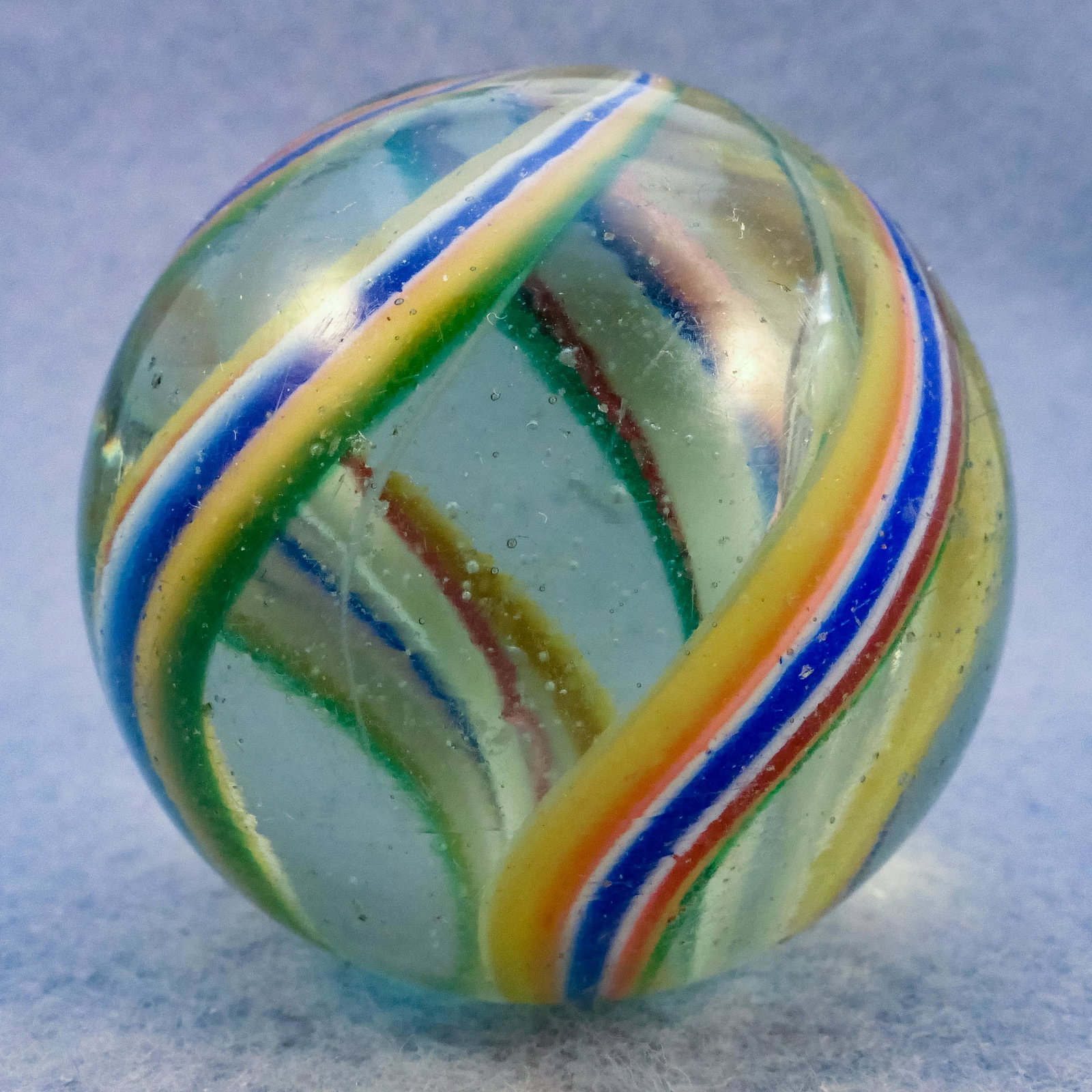 Marbles: SWIRL, Coreless. 1-9/16". Near Mint(+) (8.9). (1 of 6)