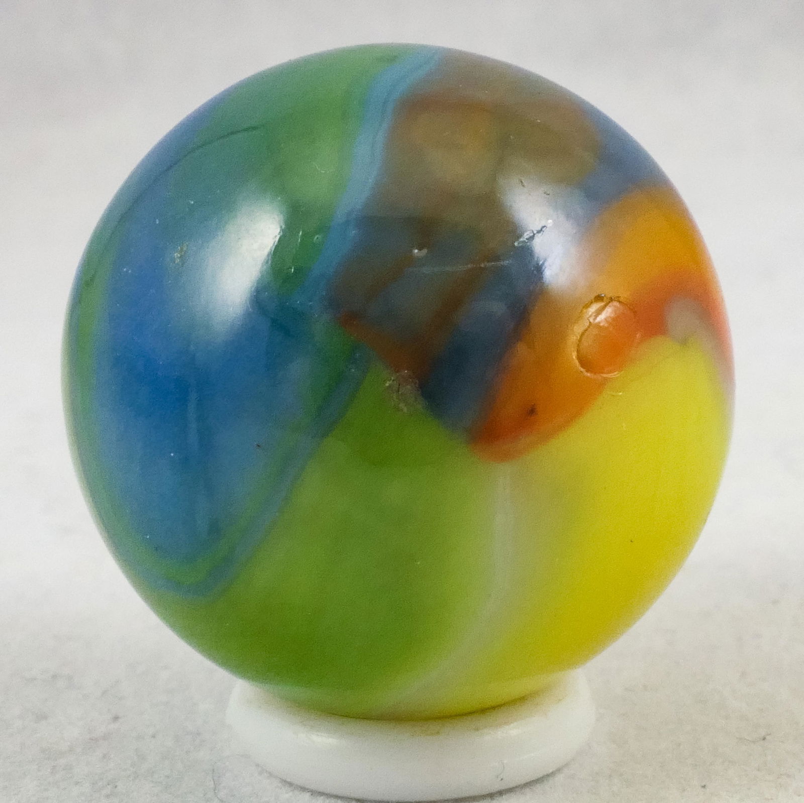 Marbles: VITRO AGATE COMPANY, Parrot. 27/32". Near Mint(+) (8.9). (1 of 6)
