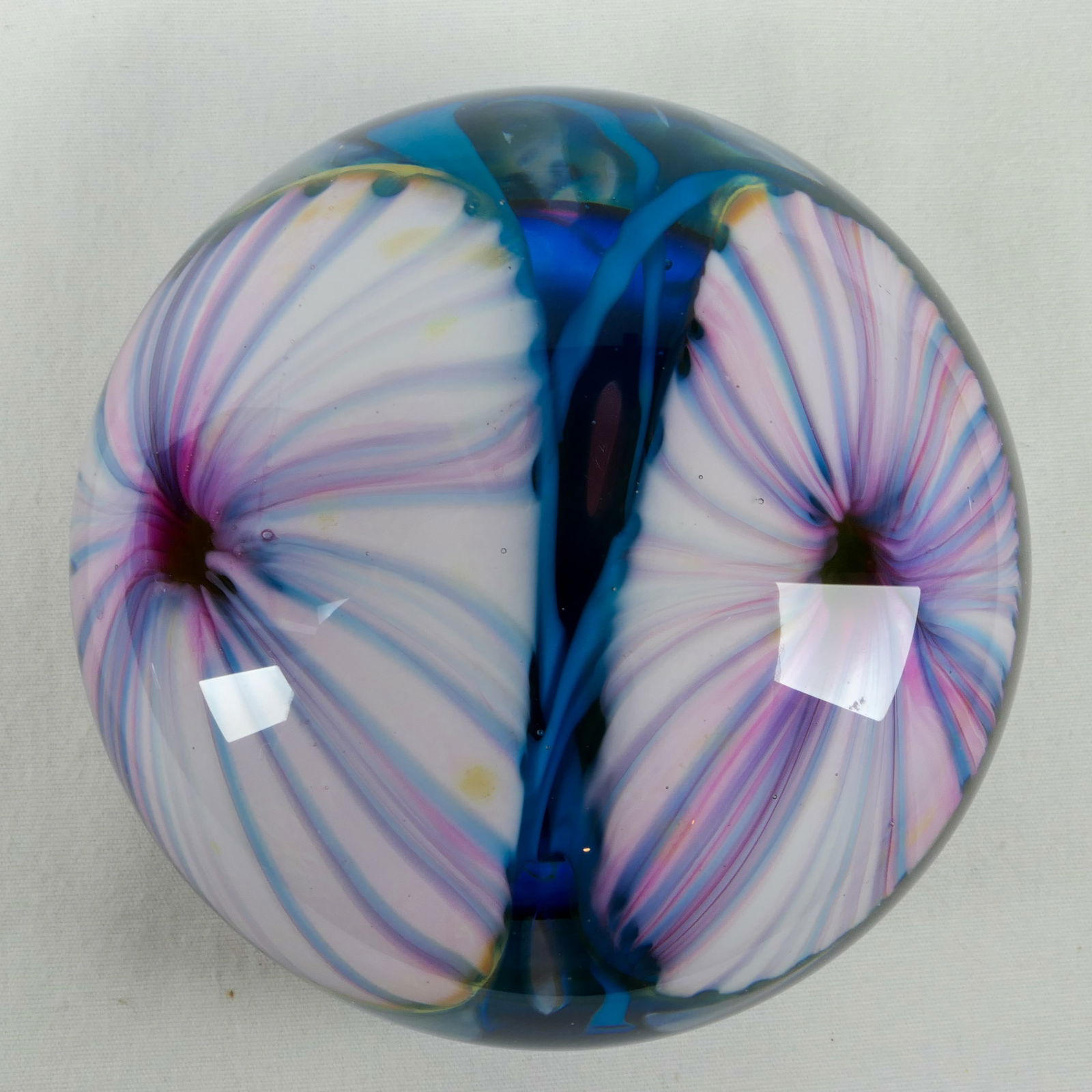 PAPERWEIGHT: RAINBOW GLASS STUDIO, David R. Burtin. 1988. Abstract Flower. (1 of 10)