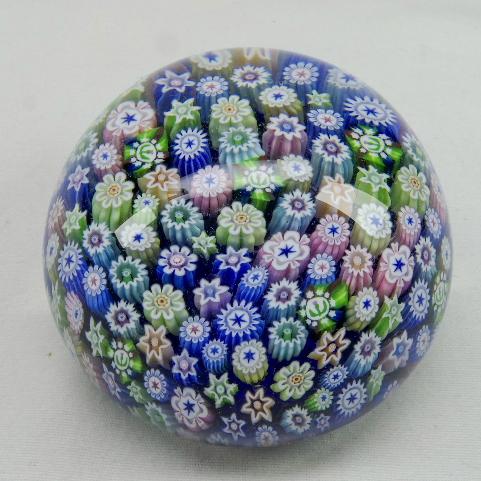 PAPERWEIGHT: JOHN DEACONS. Close Pack Millefiori. (1 of 10)