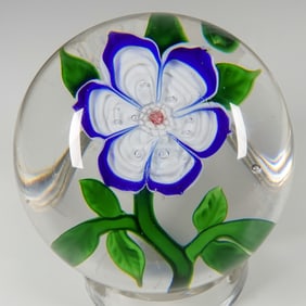 PAPERWEIGHT, Baccarat. Antique Anemone.