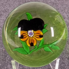 PAPERWEIGHT, John Deacons. Type III Pansy.