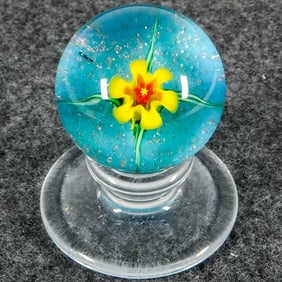 PAPERWEIGHT, Charles Kaziun, Jr. Spider Lily Pedestal.
