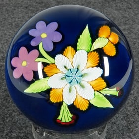 PAPERWEIGHT, Perthshire Paperweights. Floral.