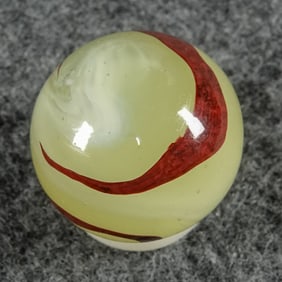 AKRO AGATE COMPANY, Lemonade Oxblood. 5/8". Mint (9.8).