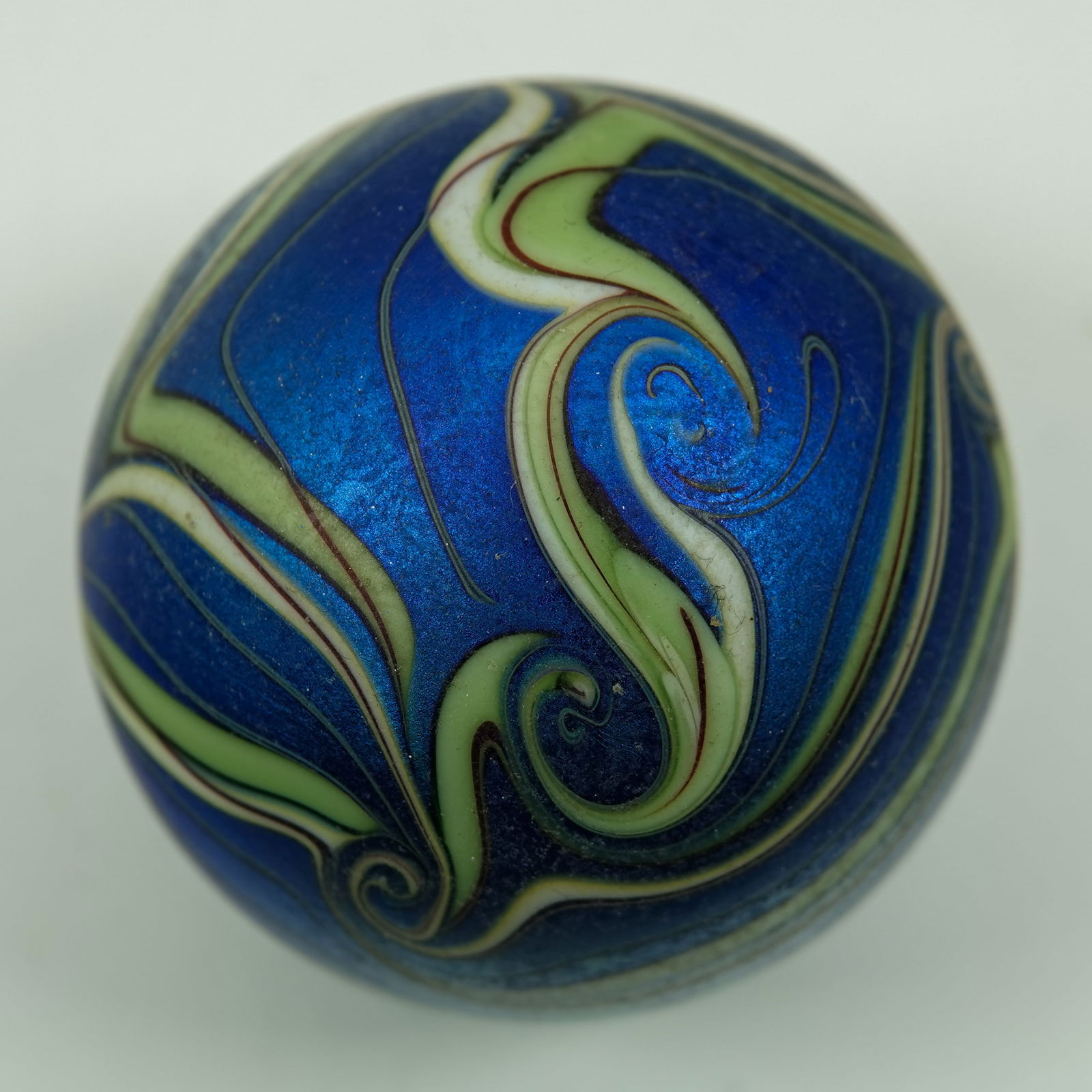 PAPERWEIGHT, Orient and Flume. Gary Jones. (1 of 9)