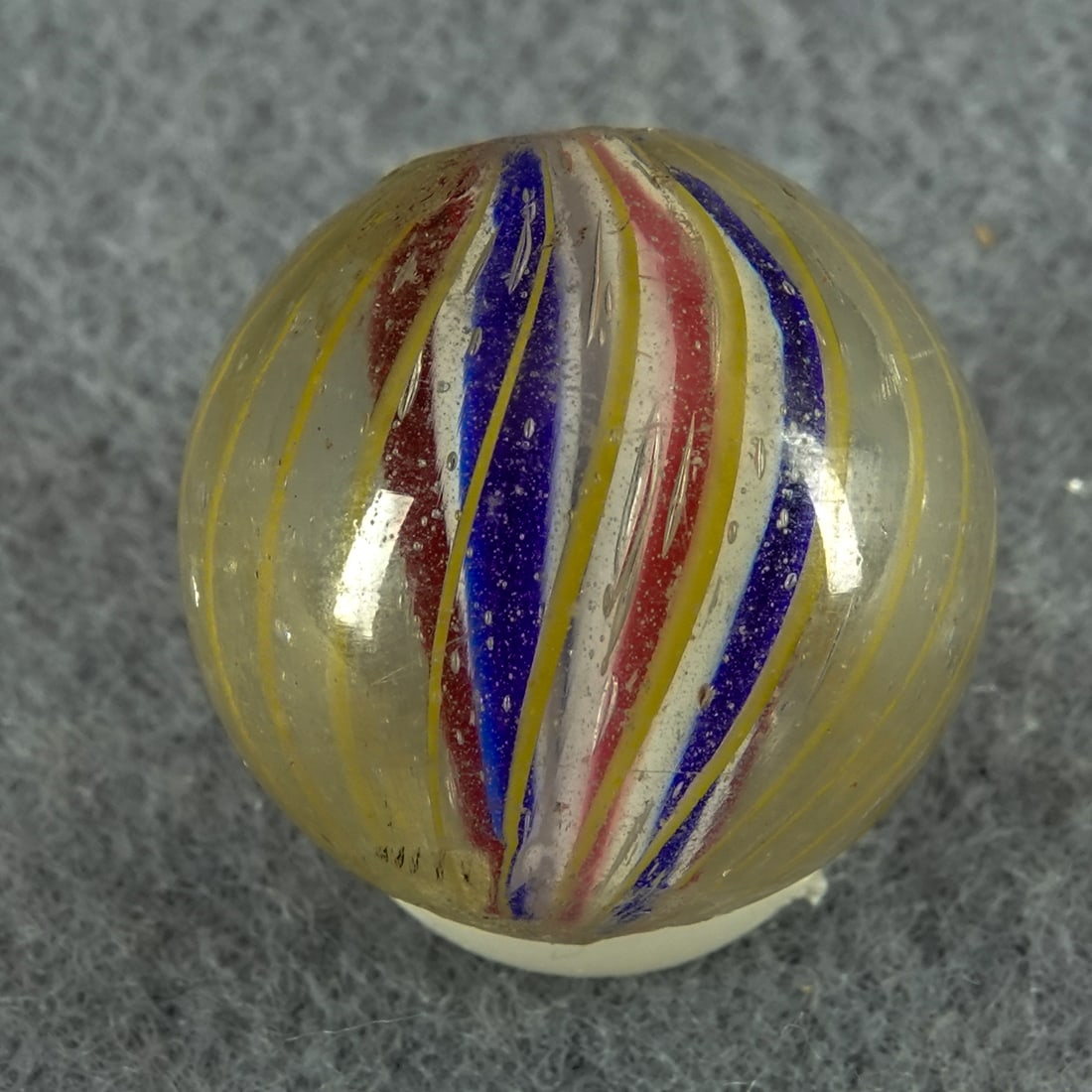 SWIRL, Solid Core. 23/32". Mint (9.7). (1 of 6)