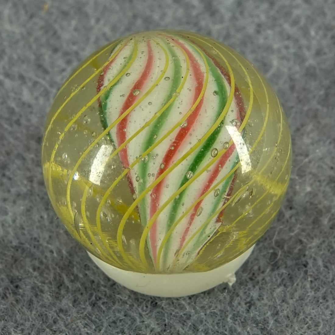 SWIRL, Solid Core. 5/8". Mint (9.8).: SWIRL, Solid Core. Nice Solid Core. Caged outer layer. Germany, circa 1860-1920. 5/8". Mint (9.8).