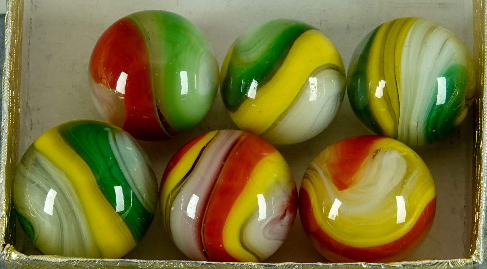 AKRO AGATE COMPANY, Popeye Corkscrew. 6 marbles. Mint. (1 of 2)