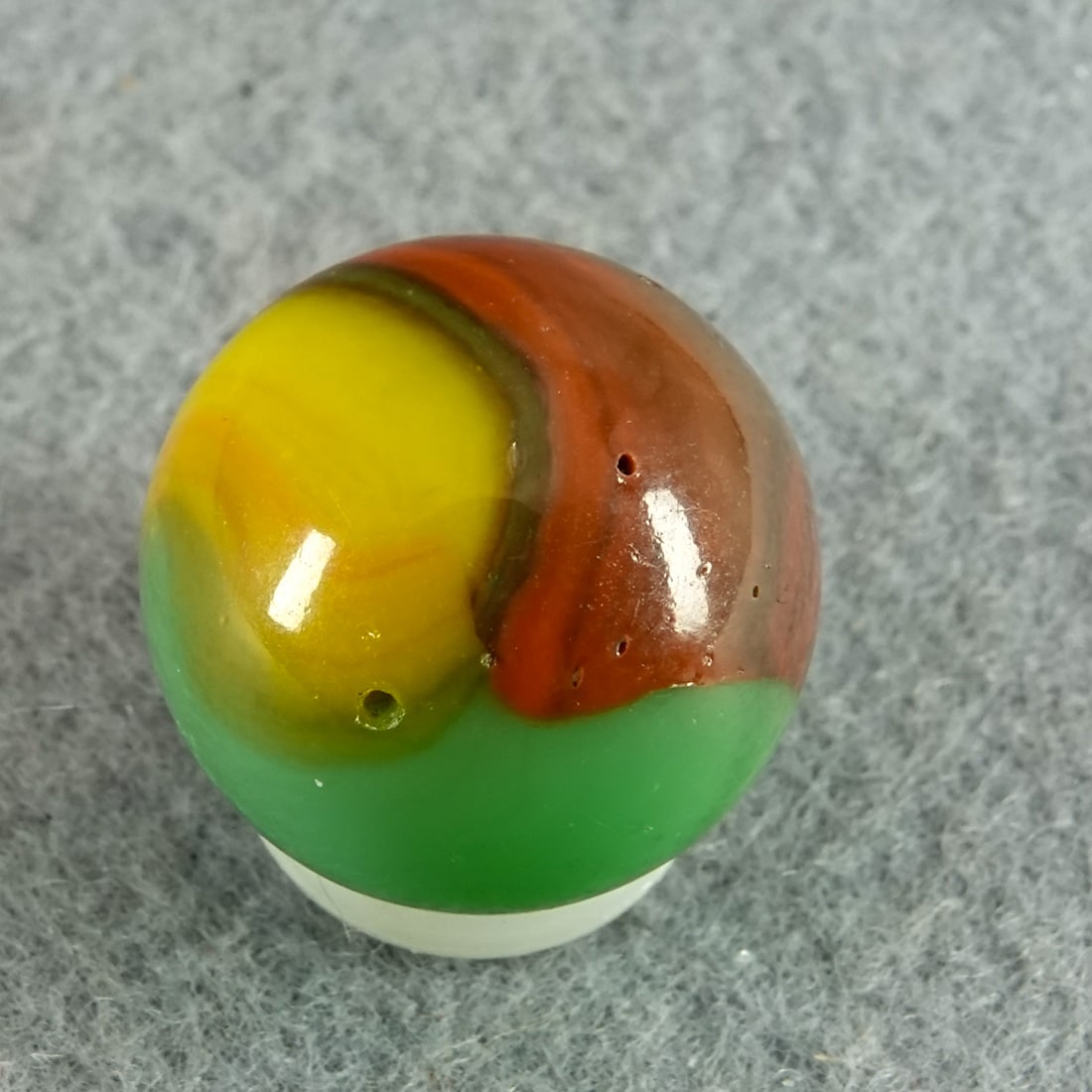 VITRO AGATE COMPANY, Patch. Sweet Pea. 11/16". Near Mint(+) (8.9). (1 of 6)