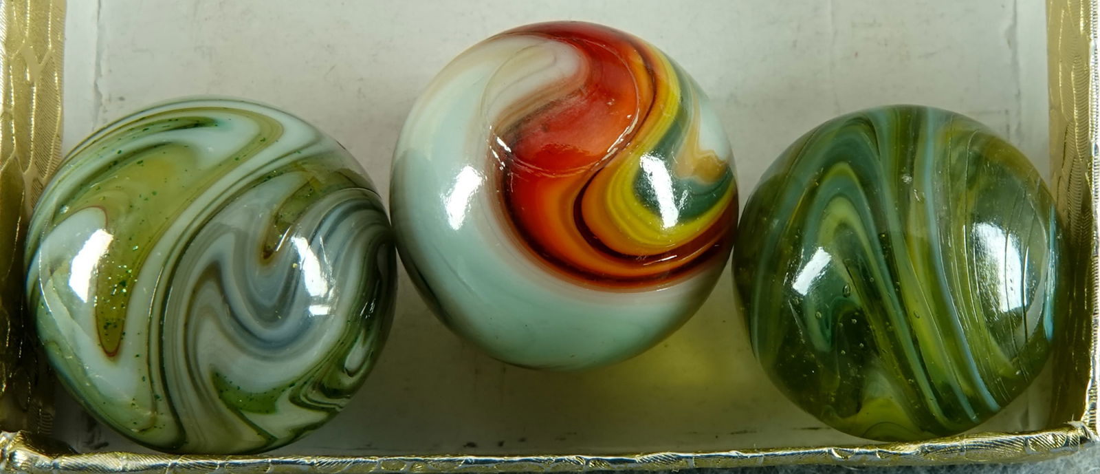 JABO/SAMMY/DAS, Swirl. 3 marbles. Ramshead.: JABO/SAMMY/DAS, Swirl. Lot of three marbles. All are Ramshead. 3/4". Mint.